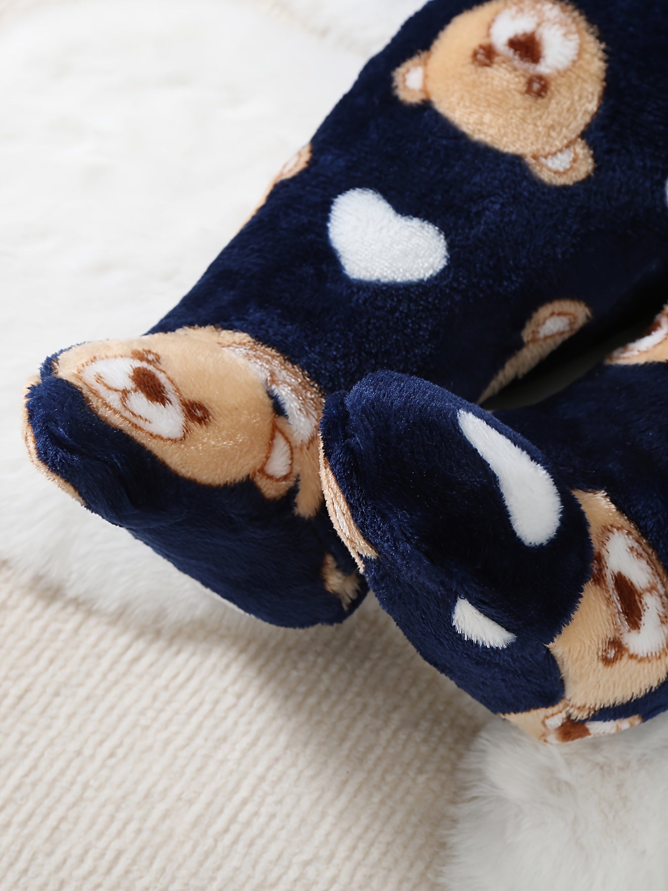 Cozy & Cute Kids' Plush Hooded Romper – Cartoon Bear & Heart Design (Button-Up, Warm Footie for Fall/Winter, Outdoor Wear)