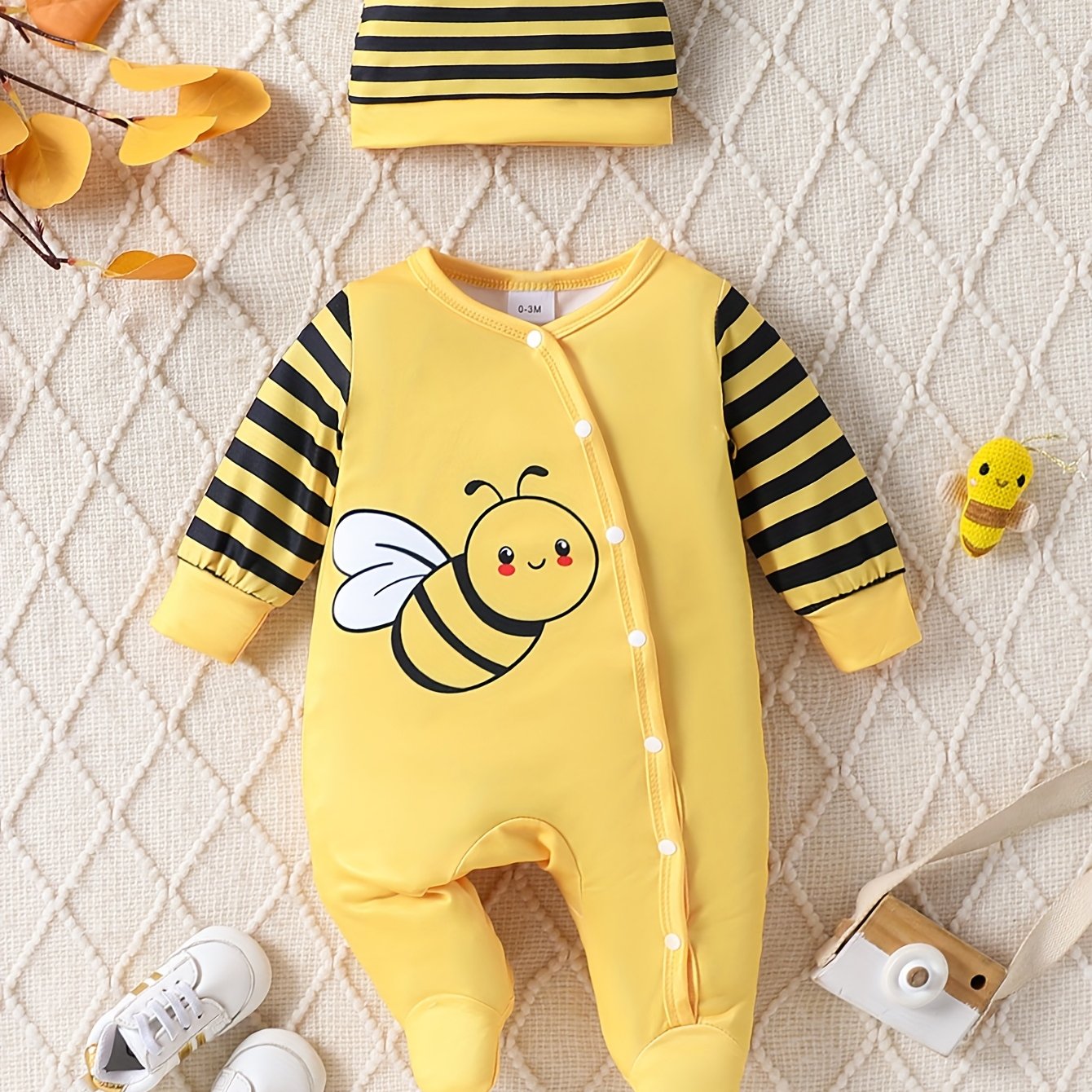Girls' Cute Cartoon Little Bee Striped Onesie – Long Sleeve Romper with Hat (Spring/Autumn Outdoor Wear)