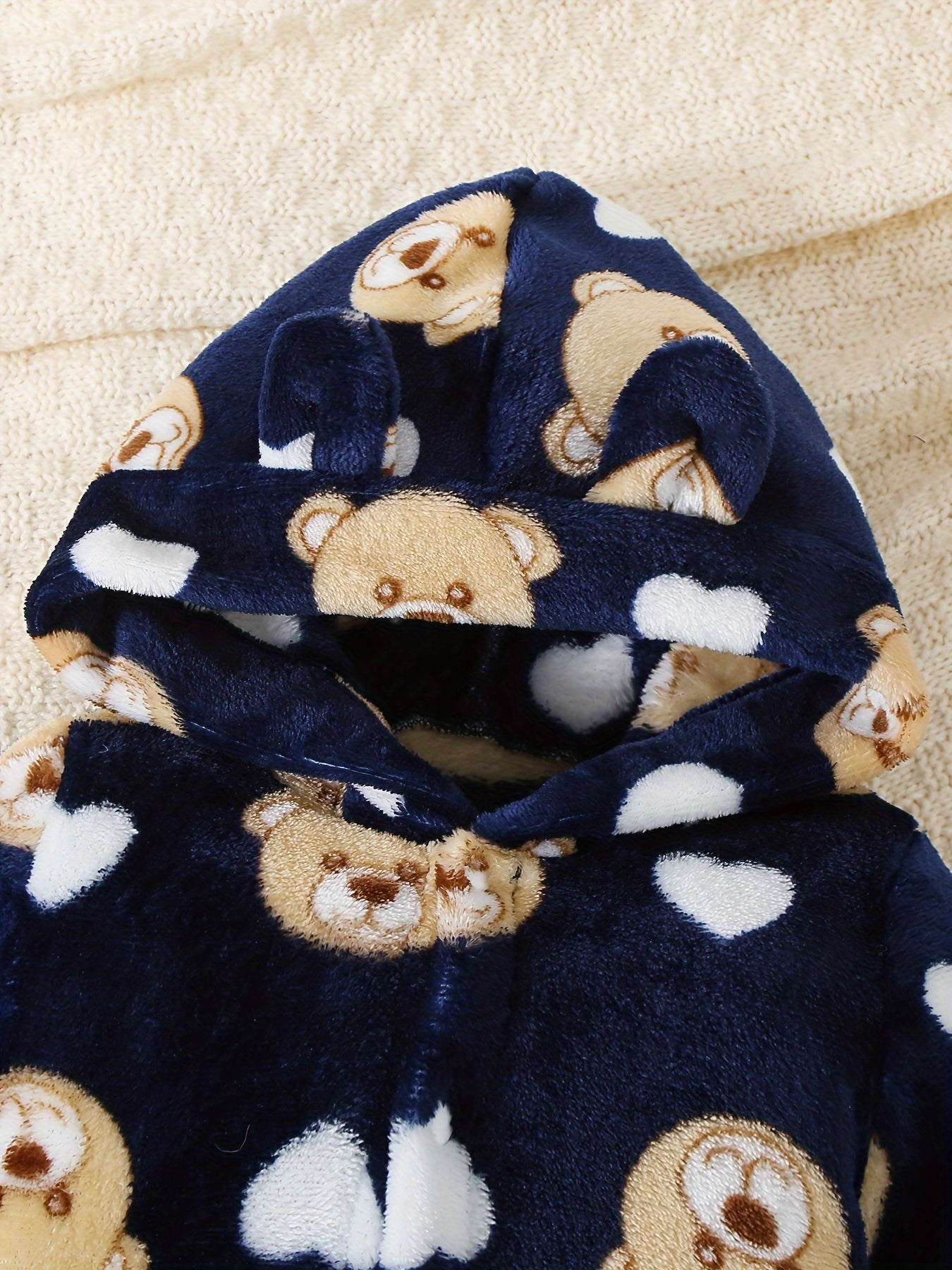 Cozy & Cute Kids' Plush Hooded Romper – Cartoon Bear & Heart Design (Button-Up, Warm Footie for Fall/Winter, Outdoor Wear)