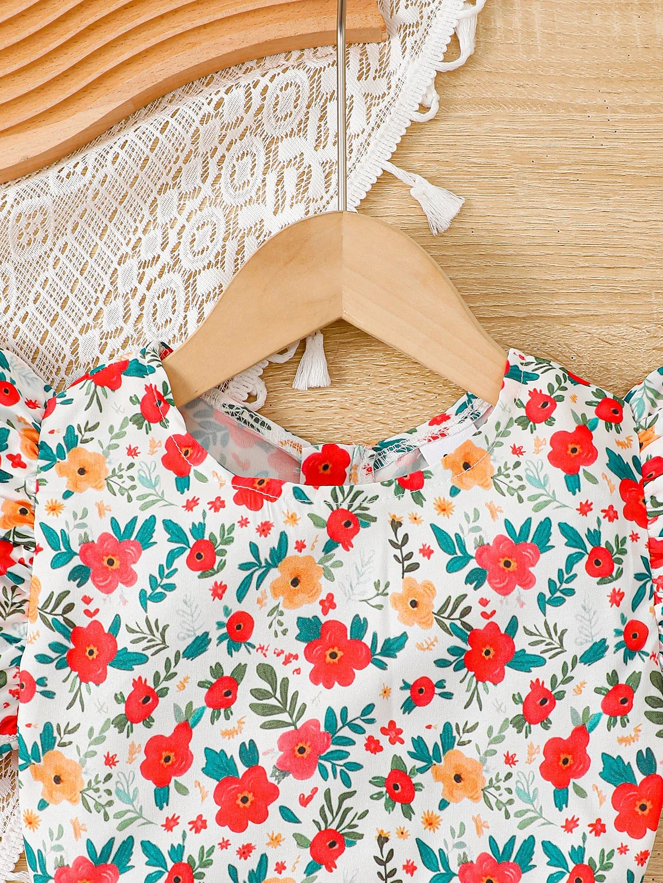 Girls’ Summer Floral Zipper Jumpsuit – Round Neck Romper for 2-6 Year Olds (Fashionable, Lightweight)
