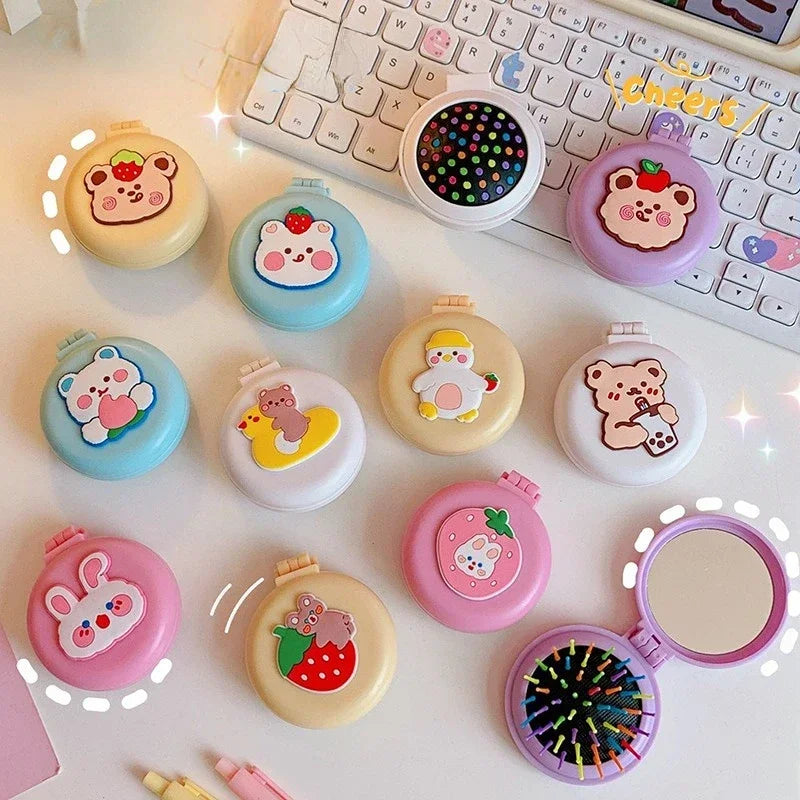 Cute Cartoon Macaron Folding Hair Comb – Portable 2-in-1 Comb with Small Mirror, Kawaii Baby Makeup Supplies
