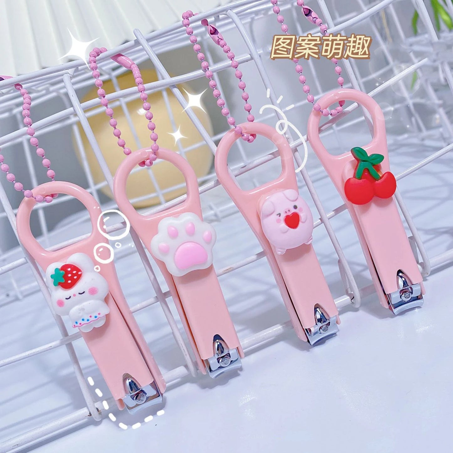 Girls Heart Pink Nail Clippers with Bead Chain Cartoon Bear Rabbit Nail Trimmer Cutter for Baby Kids Care Manicure Tools