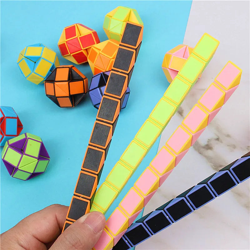 6pcs Folding Magic Snake Ruler Puzzle, Antistress Cube, Educational Toy for Kids, Birthday Party Favors, Goodie Bags, School Reward