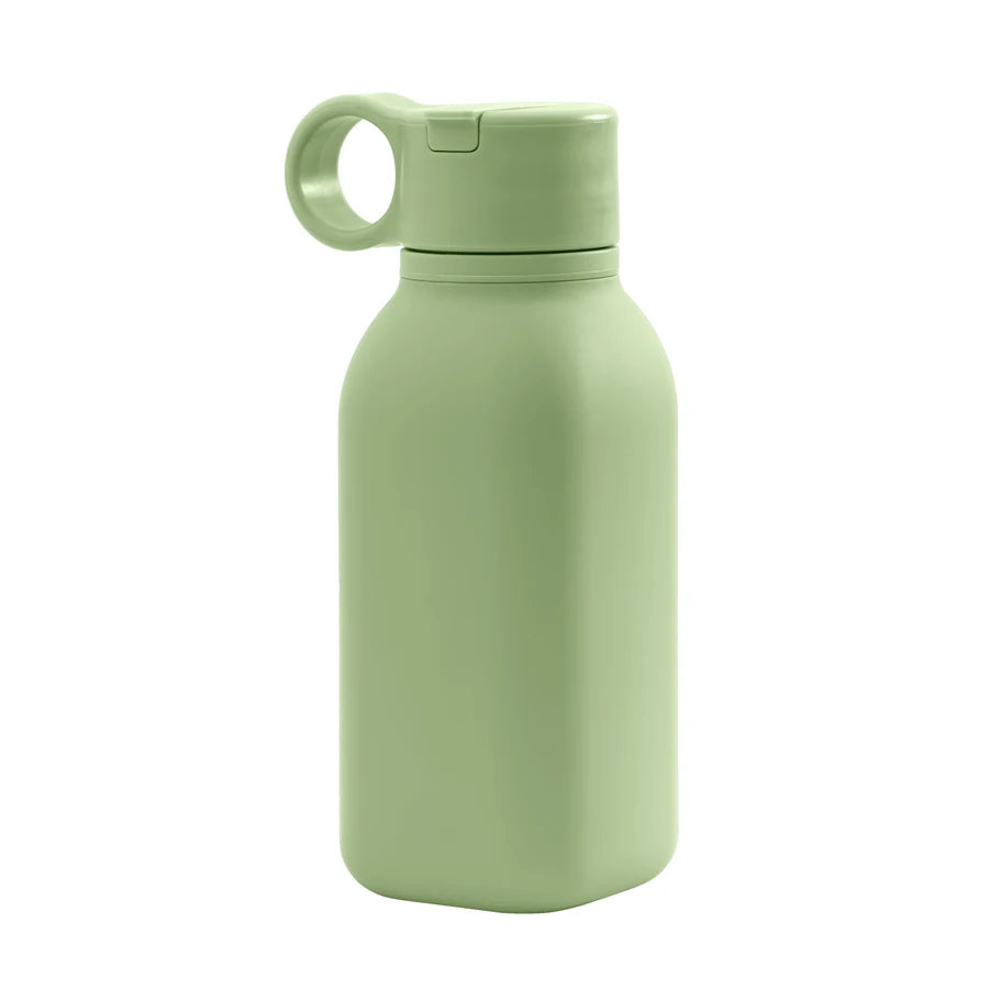 1PCS Baby Silicone Sports Cup, Pure Color Leakproof Sippy Cup with Flip Lid, Portable Baby Water Bottle for Kids, BPA Free Tableware