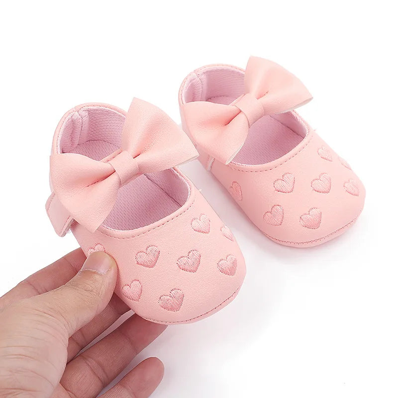 0-18 Month Newborn Baby Shoes – Classic Love Leather First Walkers for Boys & Girls, Multicolor Toddler Infant Shoes