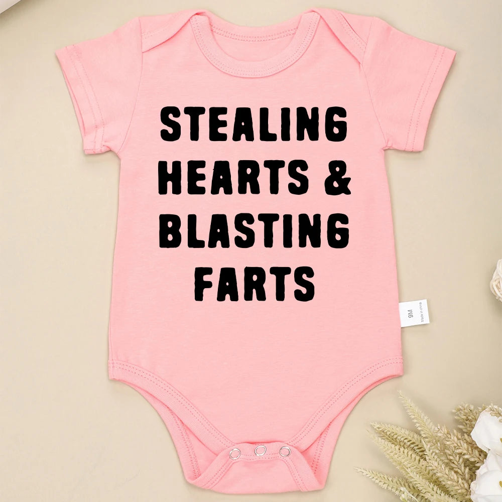 Creative Baby Onesie – "Stealing Hearts and Blasting Farts" Letter Print Funny Bodysuit – Comfy & Breathable Cotton Infant Clothes (0-24M)