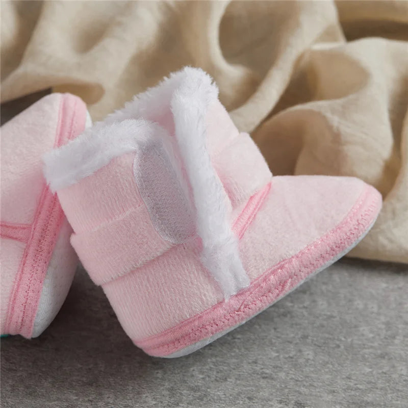 Suefunskry Newborn Baby Winter Snow Boots, Contrast Color Ankle Boots, Warm Plush Heart Wings Baby Walking Shoes for Toddlers (0-18M)