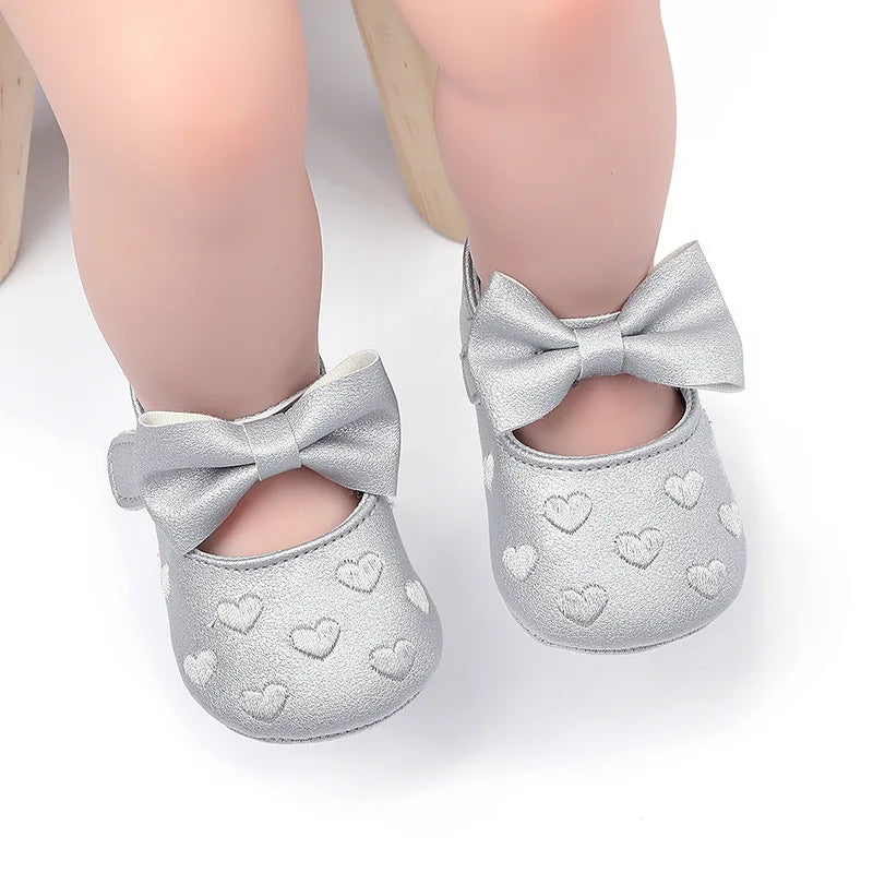 0-18 Month Newborn Baby Shoes – Classic Love Leather First Walkers for Boys & Girls, Multicolor Toddler Infant Shoes