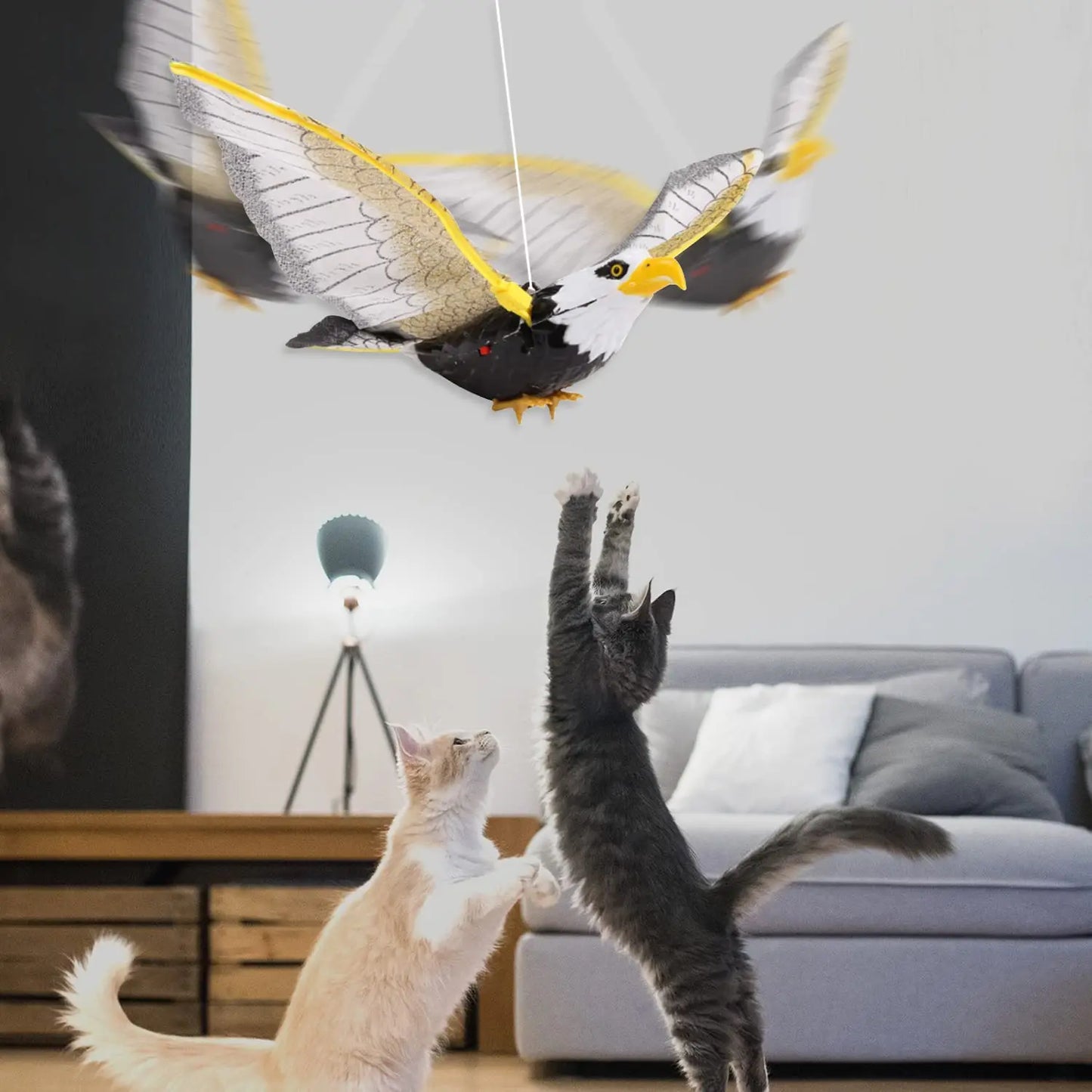 Bird Repellent Hanging Eagle Hawk Scarer – Garden Decoy for Pest Protection and Plant Decor