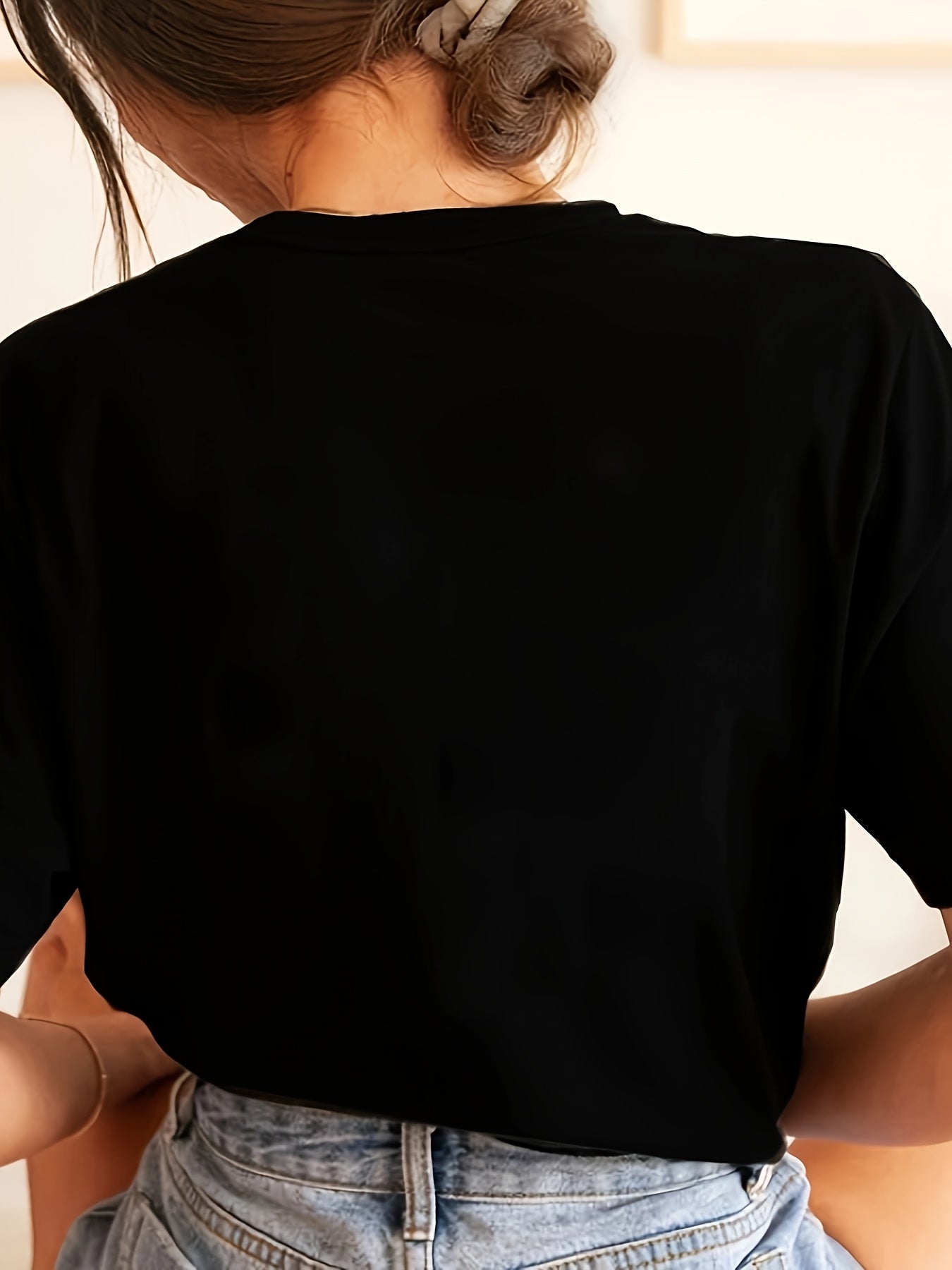 Extra Heartbeat Inside" Graphic Maternity Tee - Casual & Comfy Polyester-Spandex Blend, Short Sleeve, Round Neck Women's Pregnancy Announcement Top with Cute Heart Detail, Machine Washable