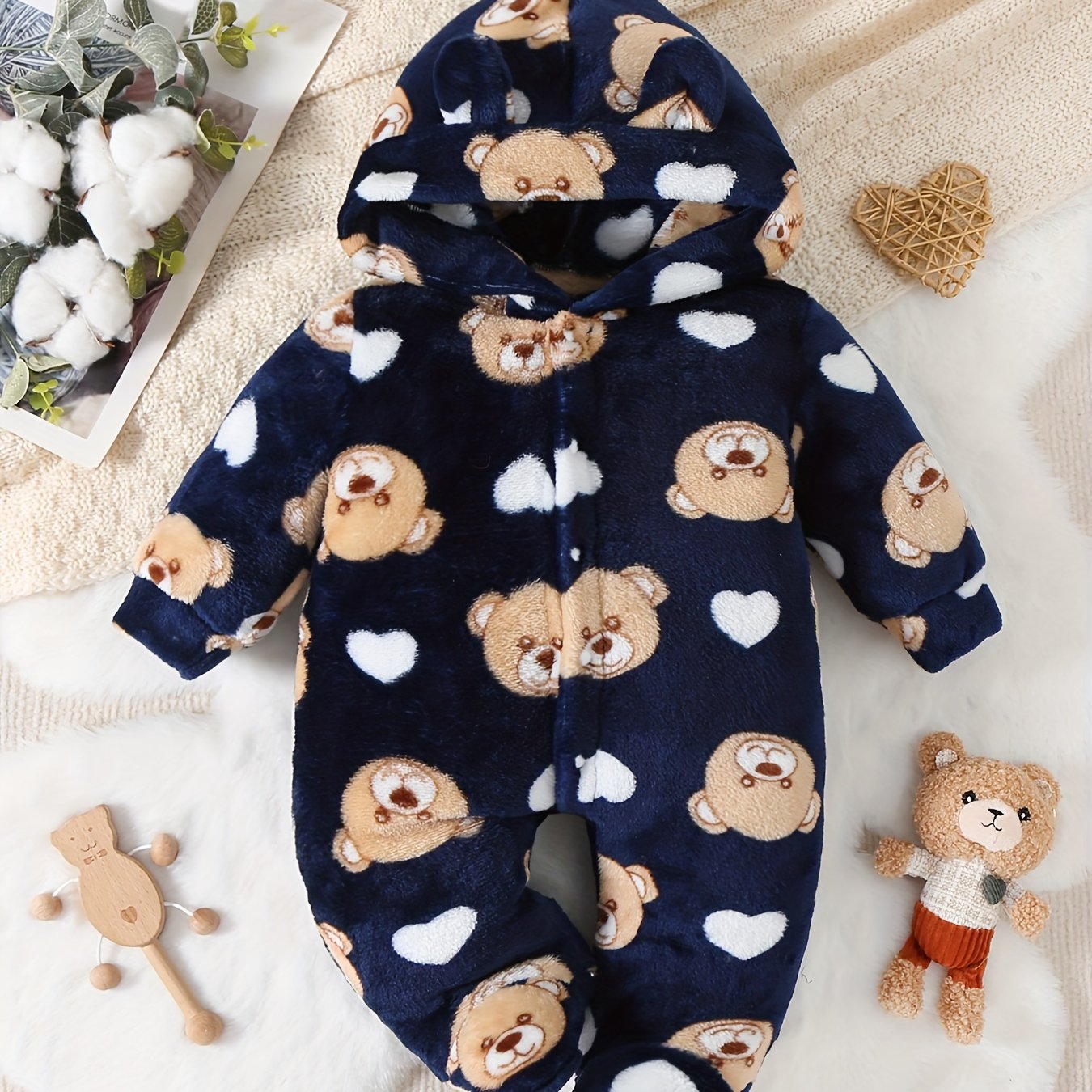 Cozy & Cute Kids' Plush Hooded Romper – Cartoon Bear & Heart Design (Button-Up, Warm Footie for Fall/Winter, Outdoor Wear)