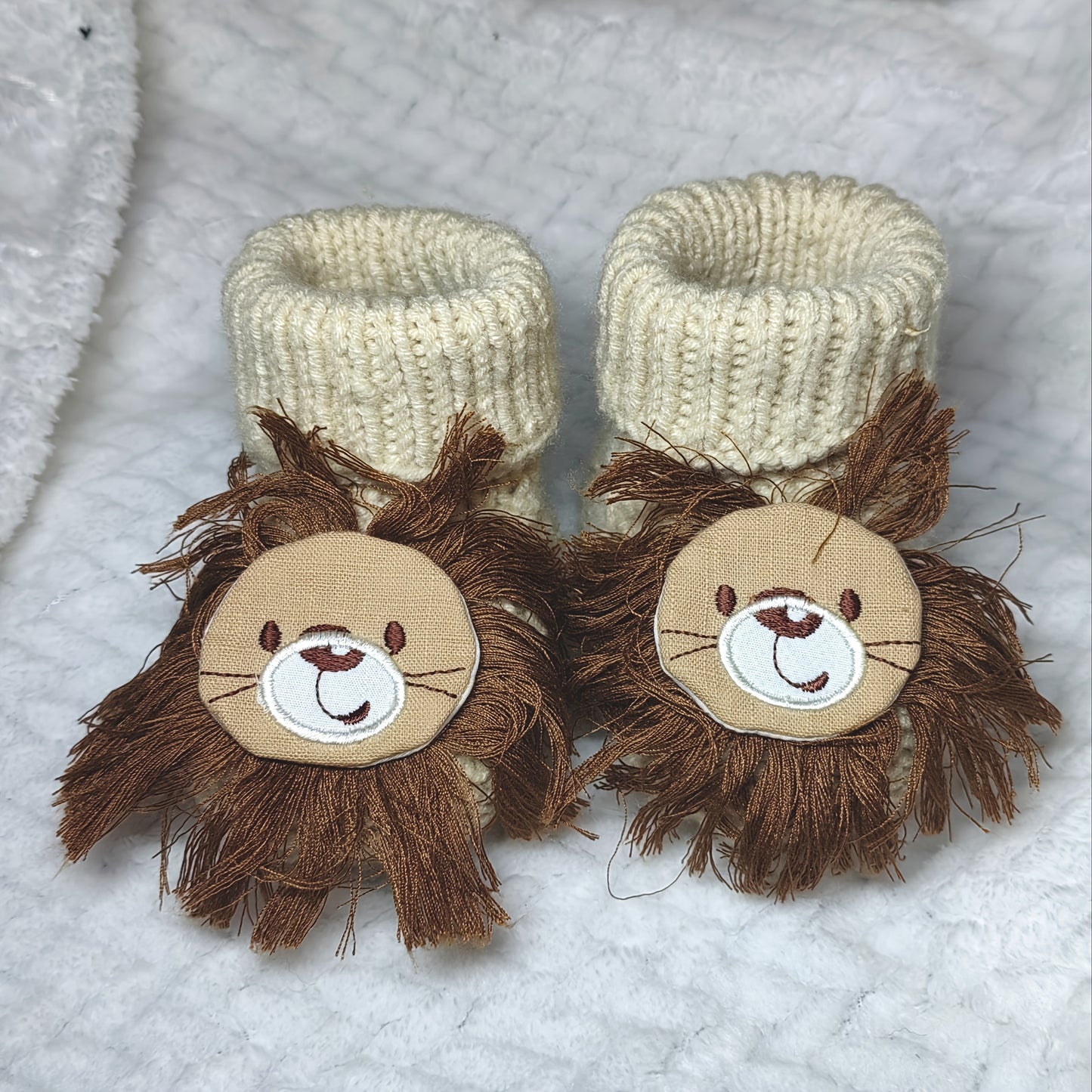 Handmade Knitted Booties & Socks - Soft Sole Shoes with Cute Lion Decorative Gift Shoes for Babies