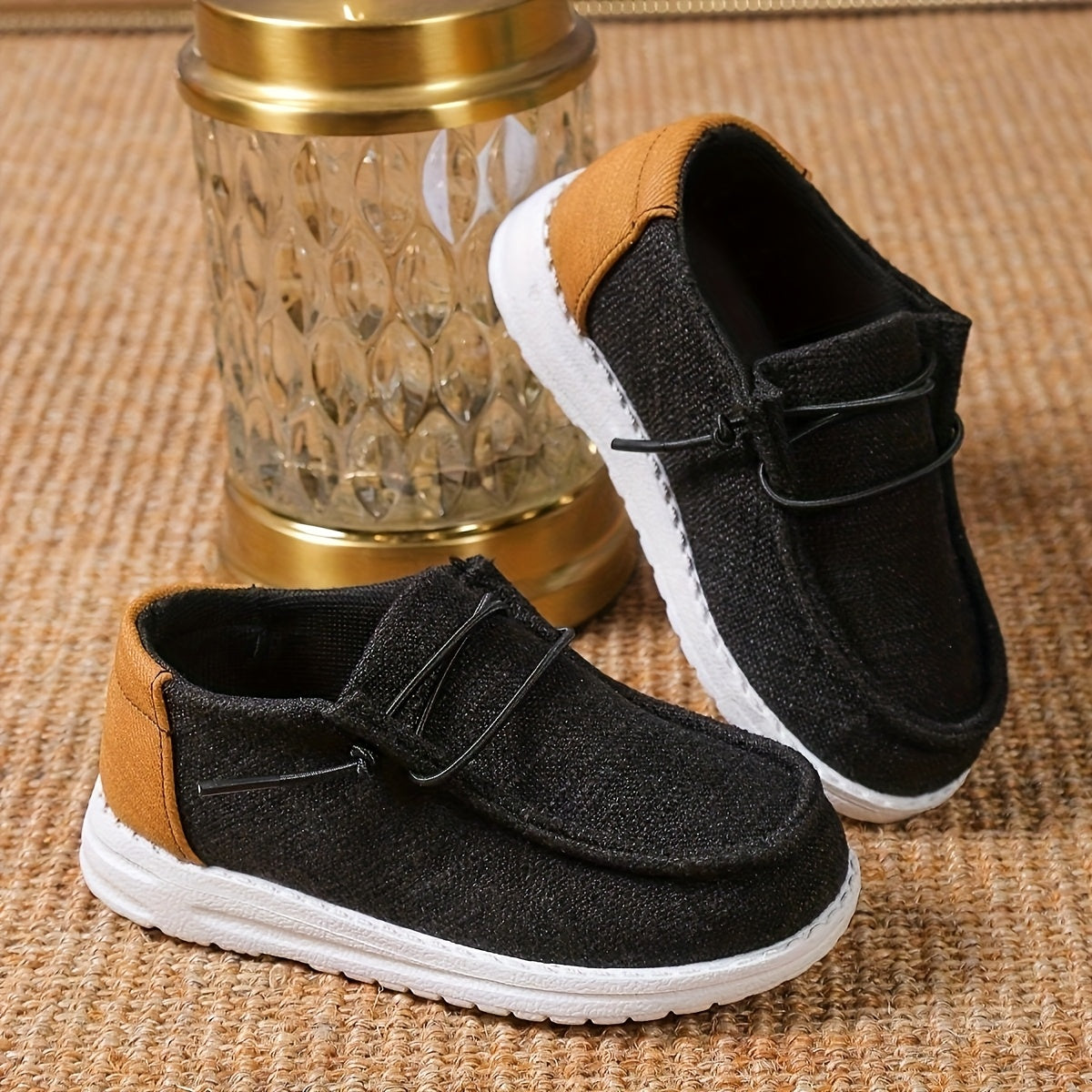 1 Pair Boys Canvas Low-Top Sports Shoes – Lightweight Breathable Casual Athletic Sneakers with Elastic Band Closure – view 8