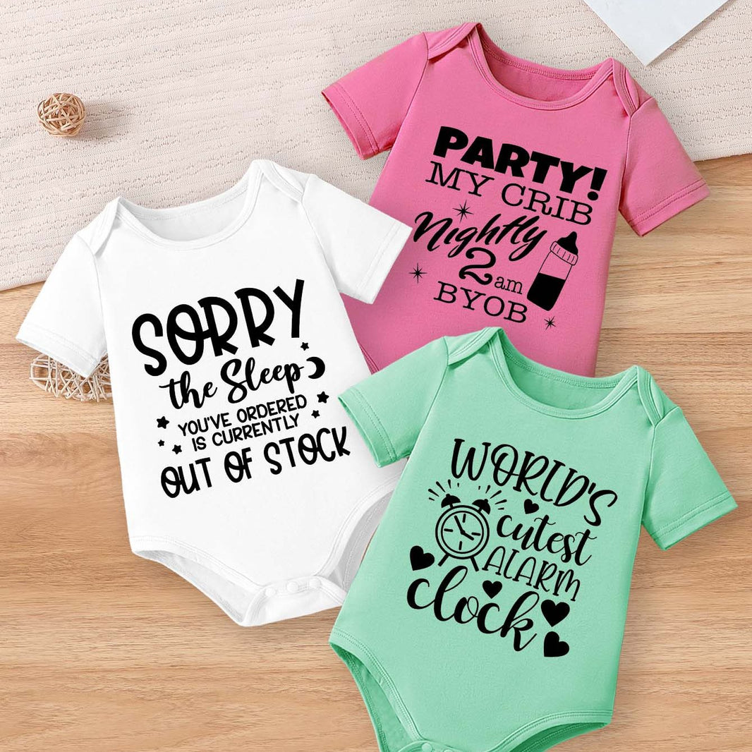 3pcs Cute Baby Girl Rompers – “Sorry, Party My Crib” & Fun Letter Prints – Short Sleeve Summer Bodysuits in White, Pink, Purple – Soft & Breathable Elastane/Polyester – Machine Washable, Perfect for Outdoor Wear