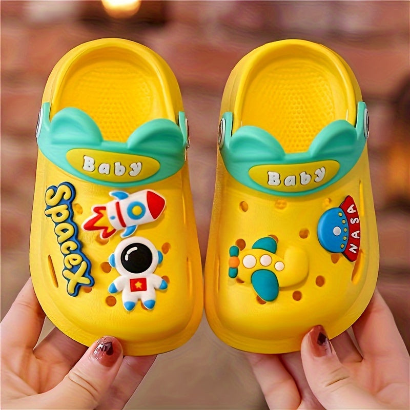 Children's Soft Bottom Summer Slippers for Girls, Cartoon Pattern, Light Up Crib Shoes, Breathable, PVC Upper, Sole, and Insole, No Lining Inside, Spring/Summer