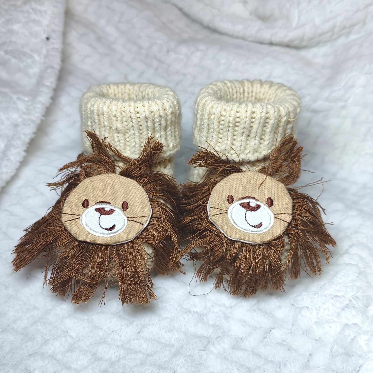 Handmade Knitted Booties & Socks - Soft Sole Shoes with Cute Lion Decorative Gift Shoes for Babies