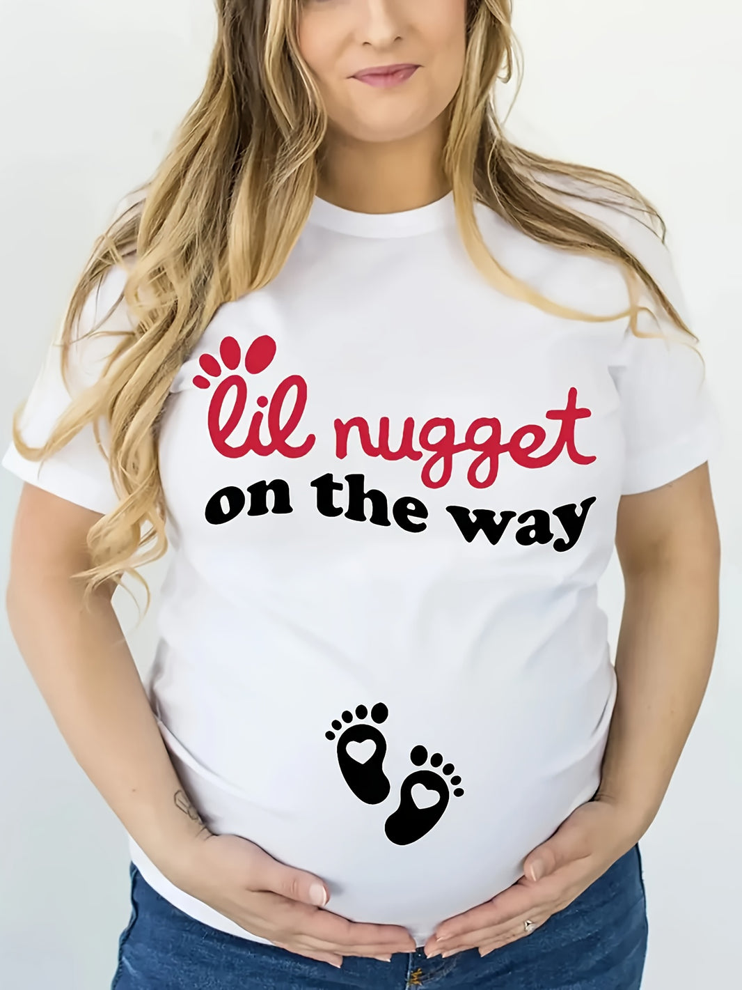 Comfy Maternity T-Shirt - "Lil Nugget on the Way" Graphic, Short Sleeve, Casual Polyester Tee for Pregnant Women, Machine Washable, Summer Wear
