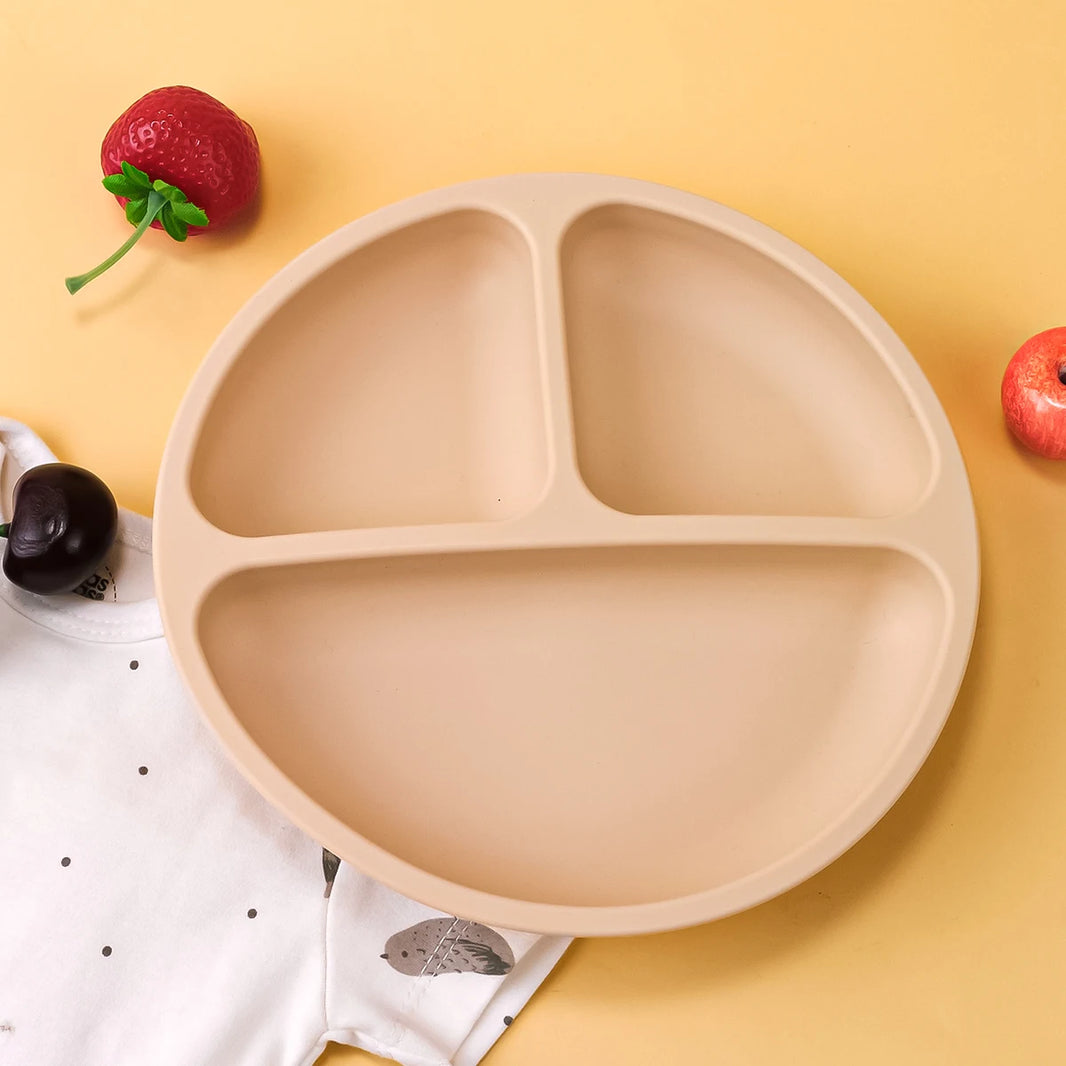 TYRY.HU 100% Silicone Baby Feeding Tray – Compartmentalized Meal Tray with Suction Cup for Secure Attachment to Table