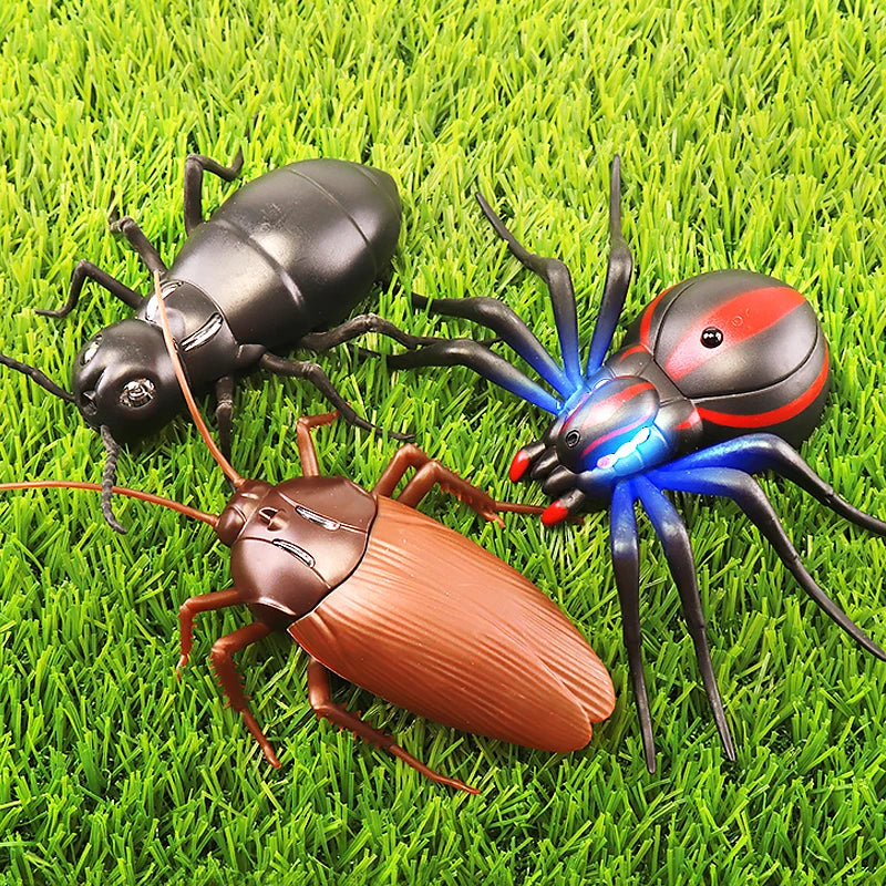 RC Insect Toy Kit – Remote Control Spider, Cockroach, and Ladybird Electric Prank for Kids and Adults