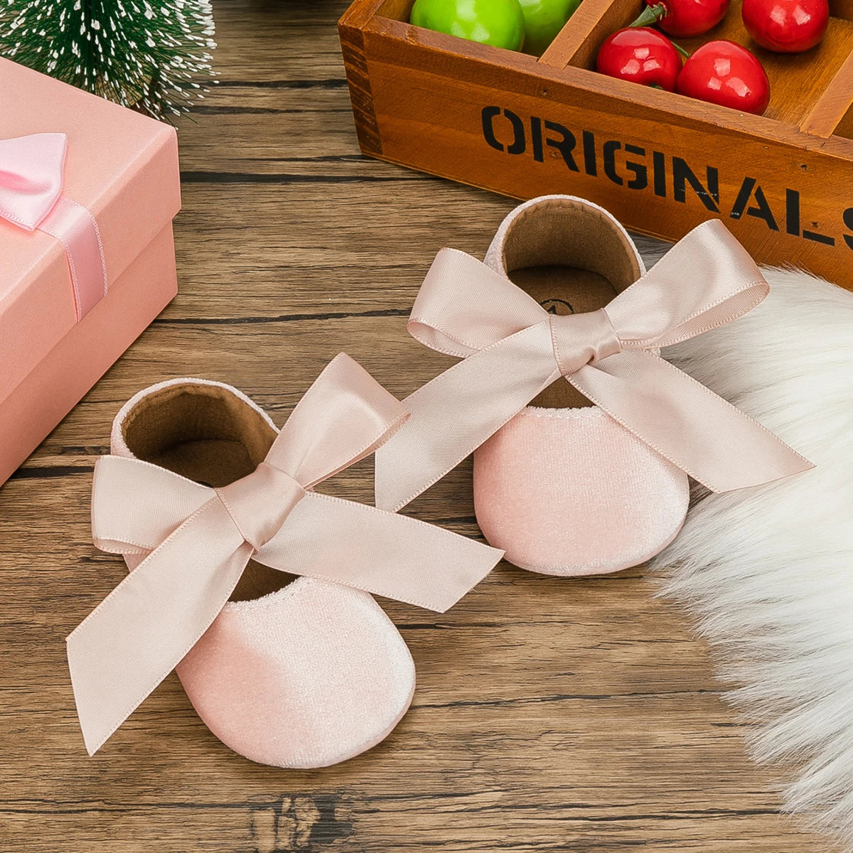 KIDSUN Baby Shoes – Girls Princess Shoes, Non-Slip Flat Soft-Sole Cotton Rubber First Walkers with Cute Bow-Knot for Newborns
