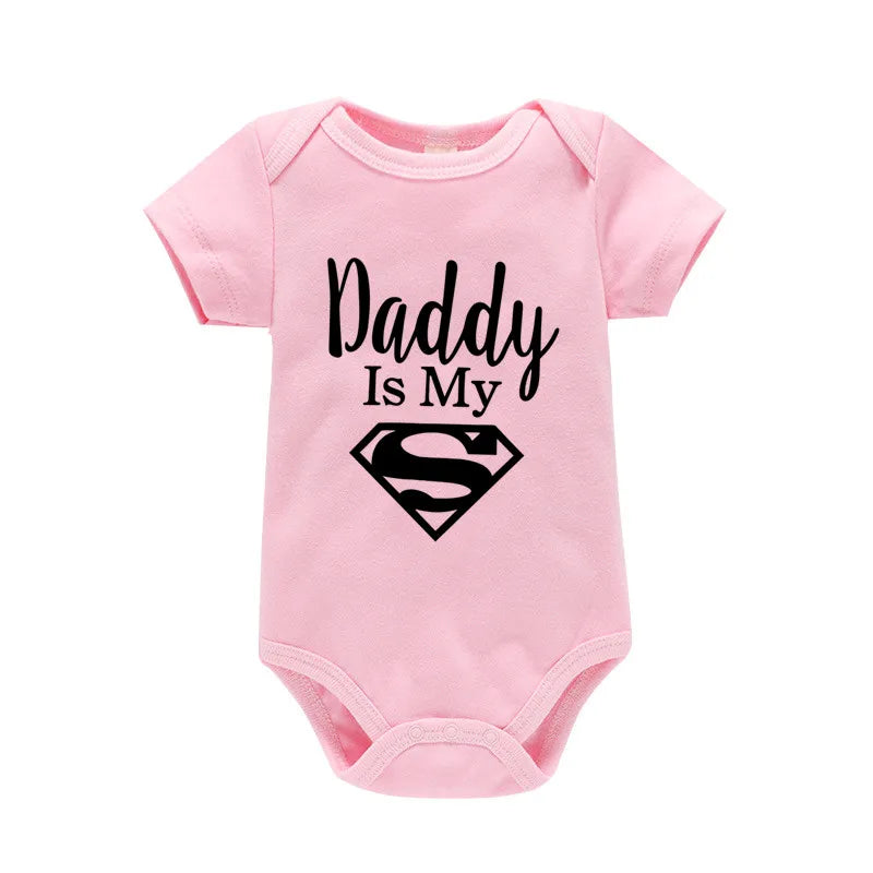 Newborn Baby Romper – "Daddy Is My Hero" Funny Print Bodysuit – Cute & Casual Infant Jumpsuit for Baby Boys & Girls