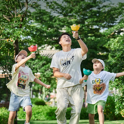 Pull-String Flying Saucer Launcher with 6 Flying Discs – Kids Outdoor Throw & Catch Toy, 23 x 14 cm (9.06 x 5.51 in), Ages 3–12