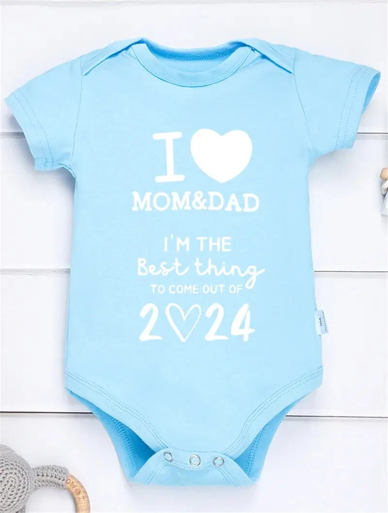 I Love Mom & Dad Baby Romper – Cute Newborn Bodysuit for Boys & Girls, Comfortable Cotton Outfit