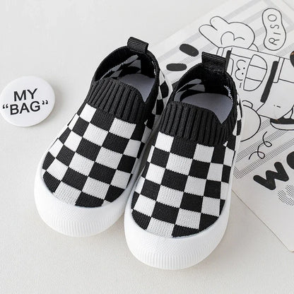 Spring New Slip-On Toddler Shoes – Non-Slip Classic Plaid First Walkers for Boys & Girls, Autumn Sport Sneakers