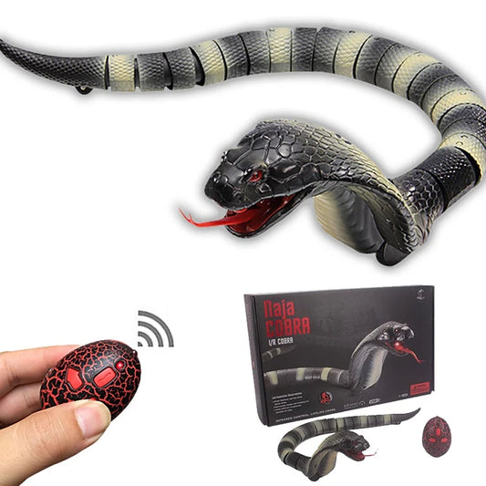 Infrared RC Cobra and Insect Toy – Remote Control Cockroach and Caterpillar Prank for Kids
