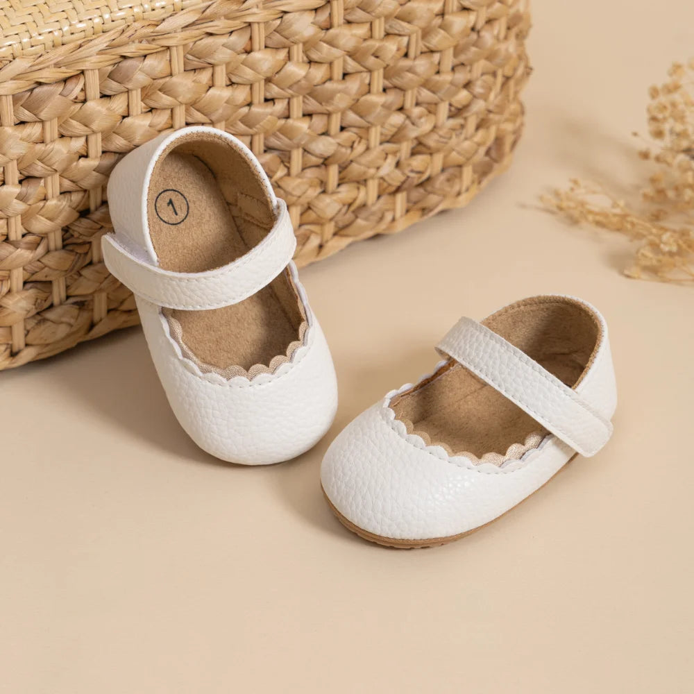 Newborn Baby Breathable Fashion Leather Shoes – Lace Princess Shoes with Non-Slip Soft Bottom