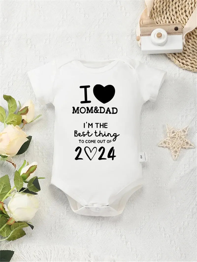 I Love Mom & Dad Baby Romper – Cute Newborn Bodysuit for Boys & Girls, Comfortable Cotton Outfit