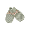 Newborn Baby Shoes Knitted Infant Girls Boys Boots Cute Butterfly-Knot Toddler Walk Bed Shoes Warm 0-18M Accessories Hats Gloves