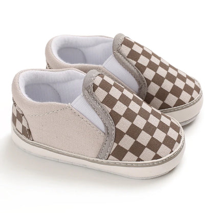 Newborn Baby Canvas Shoes – Anti-Slip Soft Sneakers for Baby Boys & Girls, Multi-Color Toddler First Walkers Crib Shoes