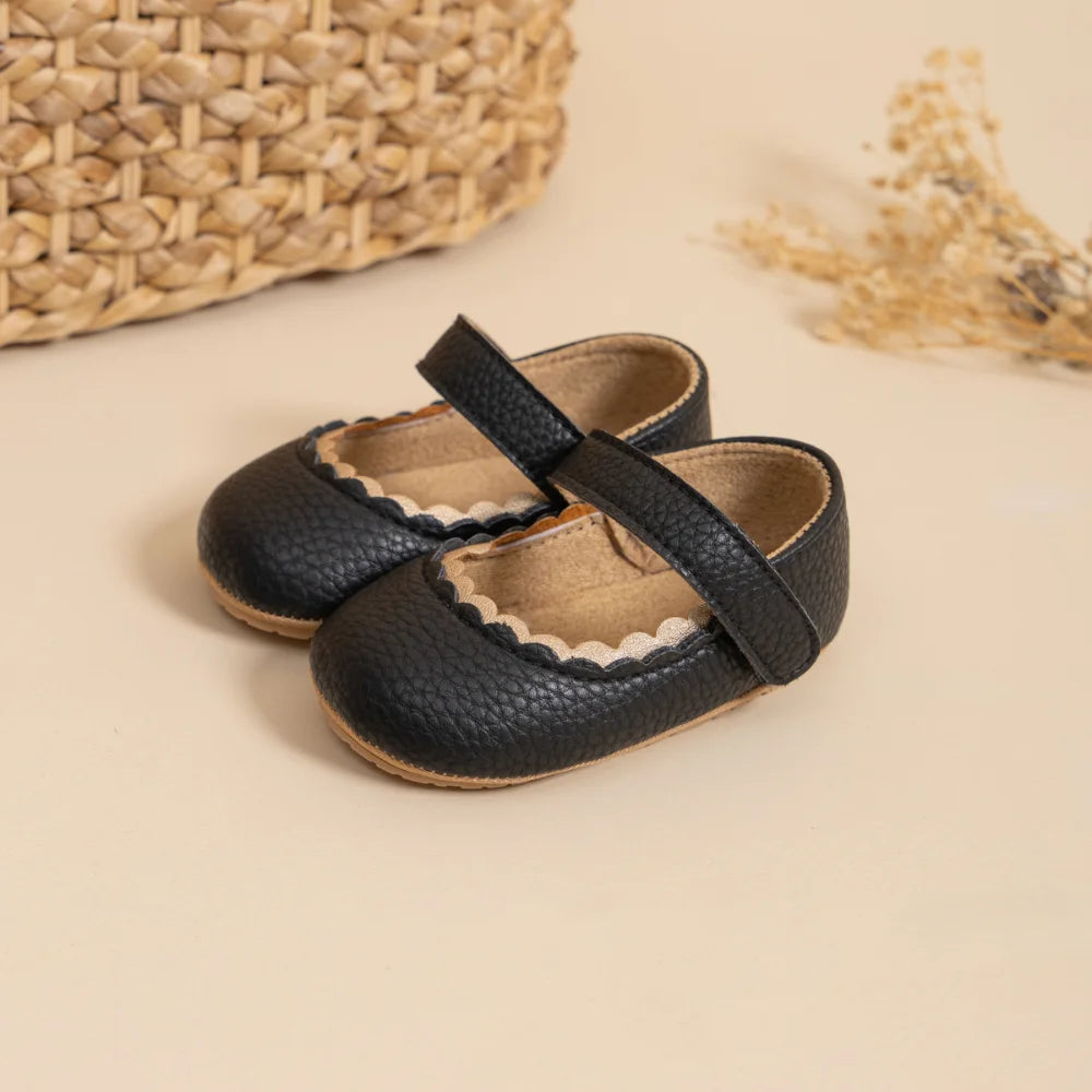 Newborn Baby Breathable Fashion Leather Shoes – Lace Princess Shoes with Non-Slip Soft Bottom