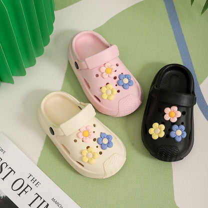 Summer Children’s Hole Slippers – Girls’ Fashion Flower Sandals, Soft Bottom Kids’ Beach Shoes, Toddler Home Slippers