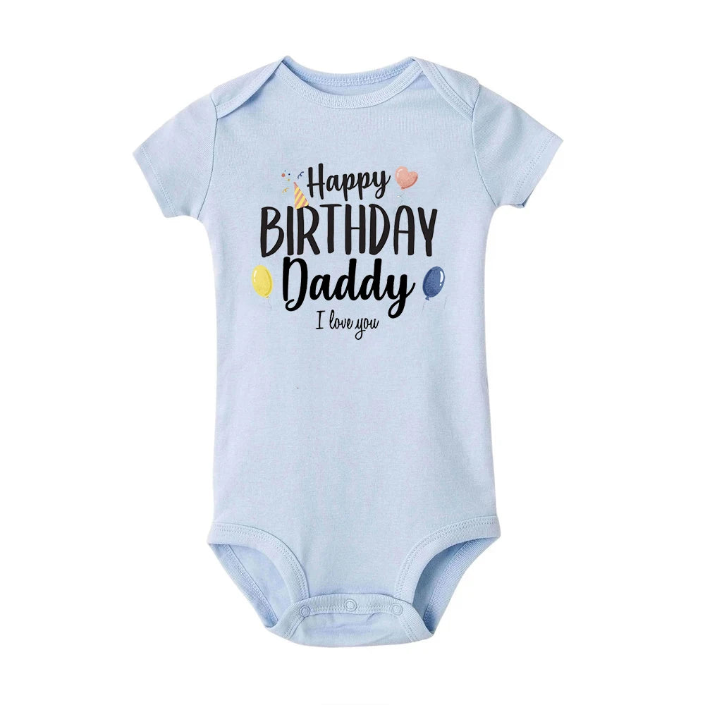 “Happy Birthday Daddy, I Love You” – Adorable Newborn Baby Bodysuit, Short-Sleeve Infant Romper, Perfect Birthday Gift for Dad