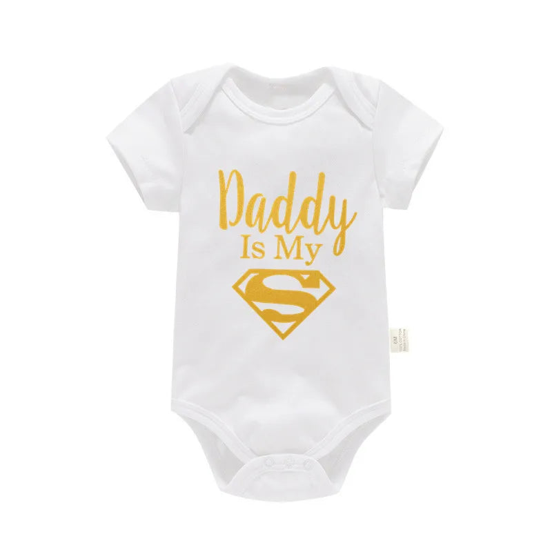 Newborn Baby Romper – "Daddy Is My Hero" Funny Print Bodysuit – Cute & Casual Infant Jumpsuit for Baby Boys & Girls