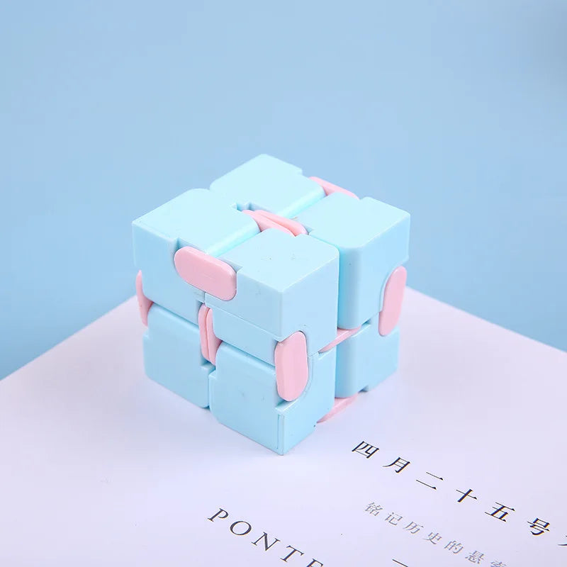 NEW Puzzle Cube, Durable Exquisite Decompression Toy, Infinity Magic Cube for Adults & Kids, Fidget Antistress Anxiety Desk Toy