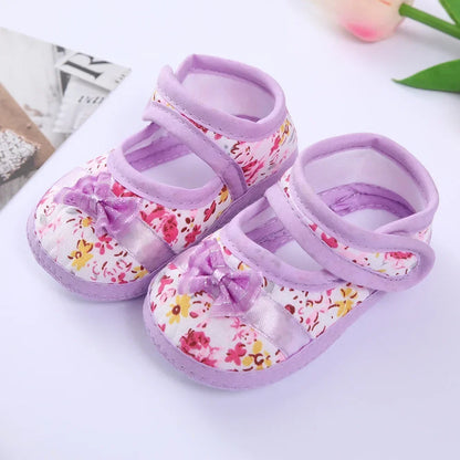 Double Heart Spring and Autumn Shoes – Soft Soled Toddler Shoes for Men & Women, 0-1 Years Old, Baby Walking Shoes (3-6-9 Months)