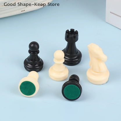 Plastic Chess Pieces with 35 cm (13.78 in) Chessboard Medieval Chess Set 65 mm Games