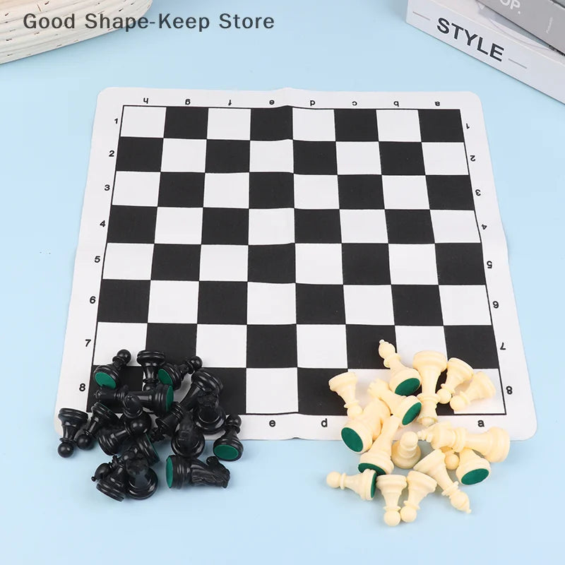 Plastic Chess Pieces with 35 cm (13.78 in) Chessboard Medieval Chess Set 65 mm Games