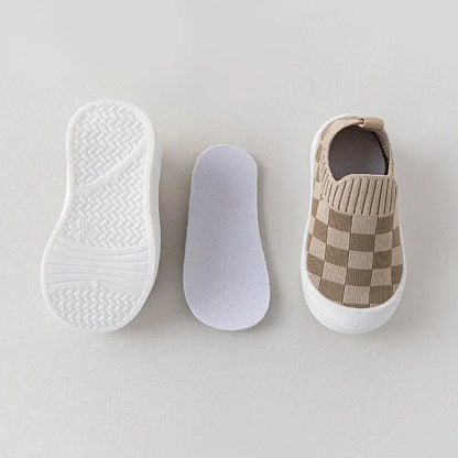 Spring New Slip-On Toddler Shoes – Non-Slip Classic Plaid First Walkers for Boys & Girls, Autumn Sport Sneakers