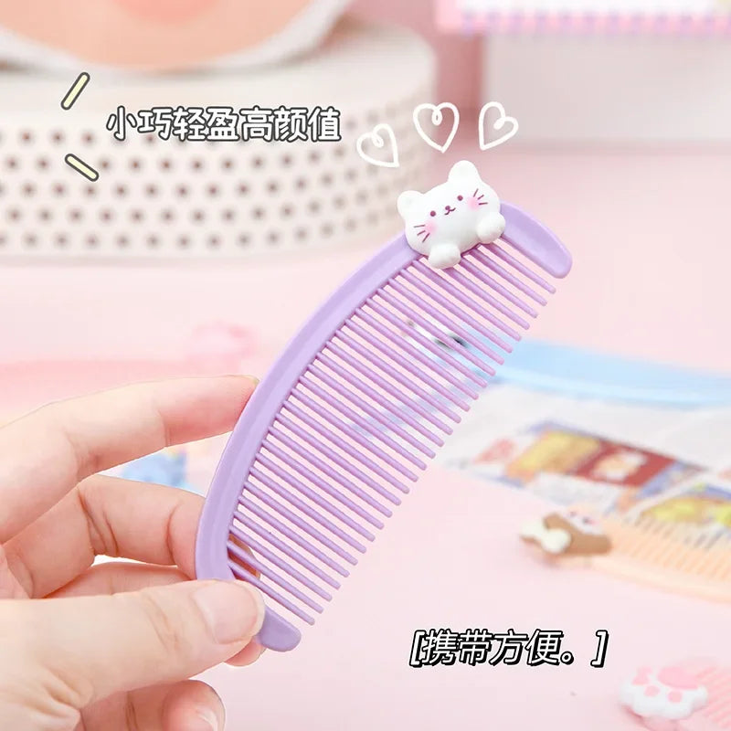 Cartoon Mini Crescent Comb - Cute Children’s Small Comb for Students - Portable Plastic Hairdressing Comb - Small Gift