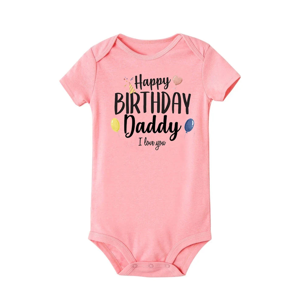 “Happy Birthday Daddy, I Love You” – Adorable Newborn Baby Bodysuit, Short-Sleeve Infant Romper, Perfect Birthday Gift for Dad