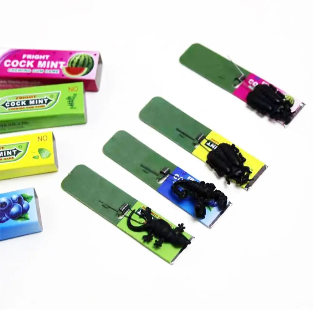 Pull-Out Chewing Gum Prank Toy – Shocking Cockroach Pull-Head Trick (3.15 in / 8 cm)