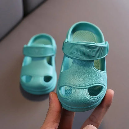 Summer New Baby Hole Shoes – Non-Slip Soft Sole Children’s Beach Sandals for Boys & Girls