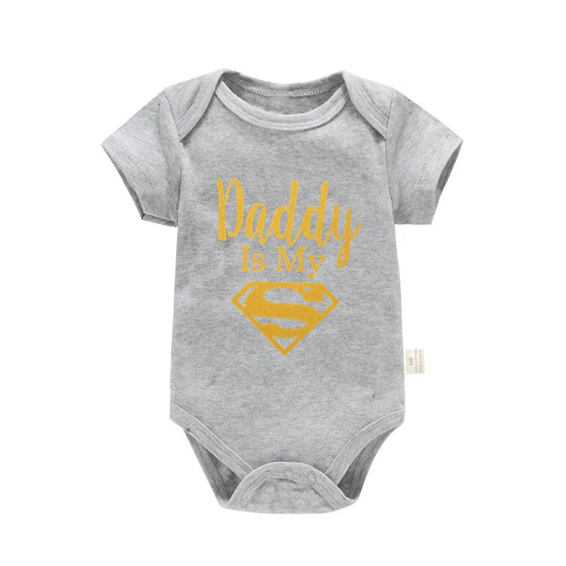 Newborn Baby Romper – "Daddy Is My Hero" Funny Print Bodysuit – Cute & Casual Infant Jumpsuit for Baby Boys & Girls