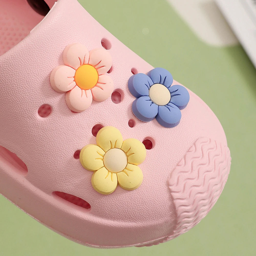 Summer Children’s Hole Slippers – Girls’ Fashion Flower Sandals, Soft Bottom Kids’ Beach Shoes, Toddler Home Slippers