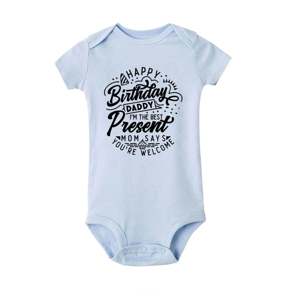 “Happy Birthday Daddy, I Love You” – Adorable Newborn Baby Bodysuit, Short-Sleeve Infant Romper, Perfect Birthday Gift for Dad