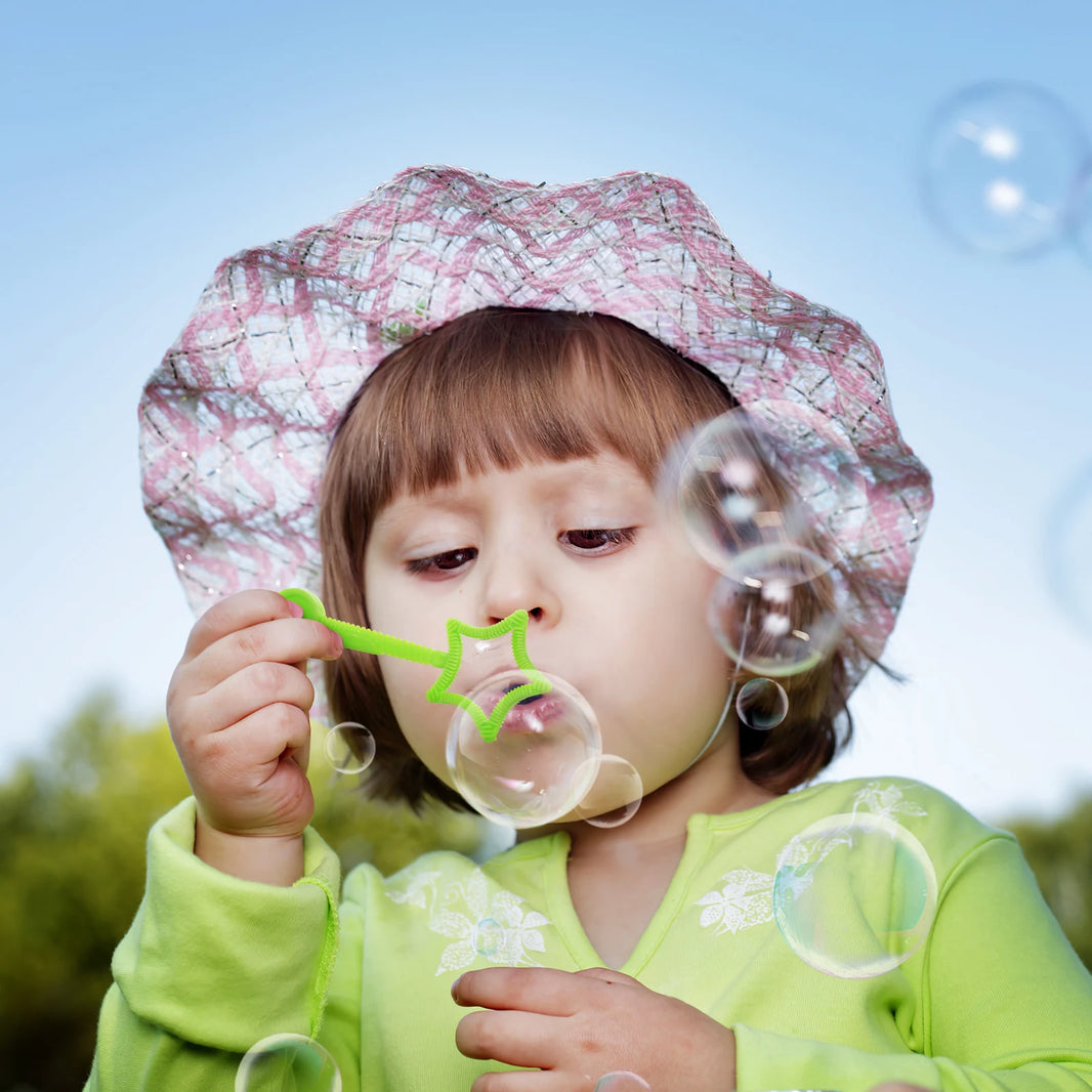 Horn Bubble Blower Toy Set — Jumbo Giant Bubble Maker for Kids (5.9 x 2.7 x 2.7 in)